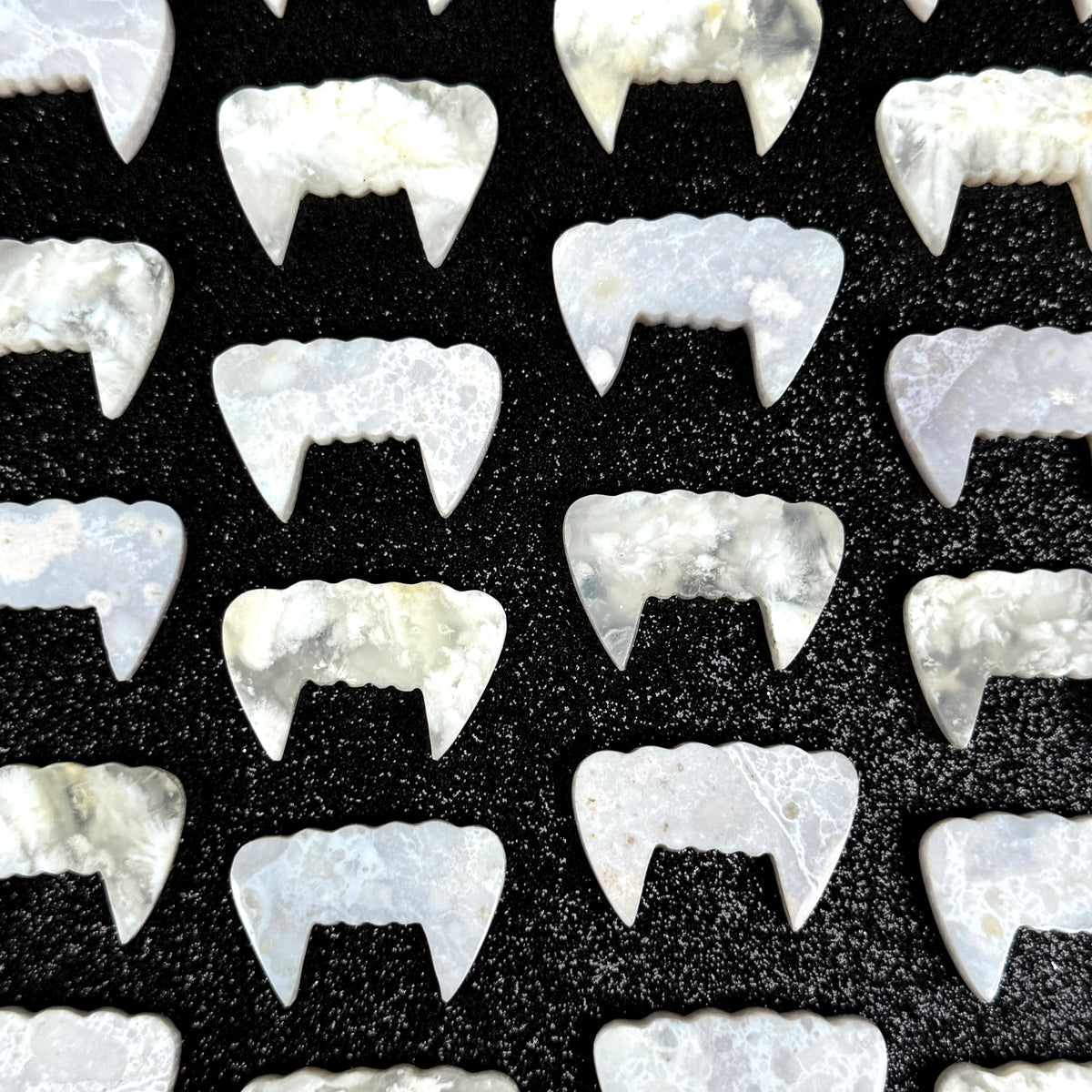 Agate Vampire Fangs