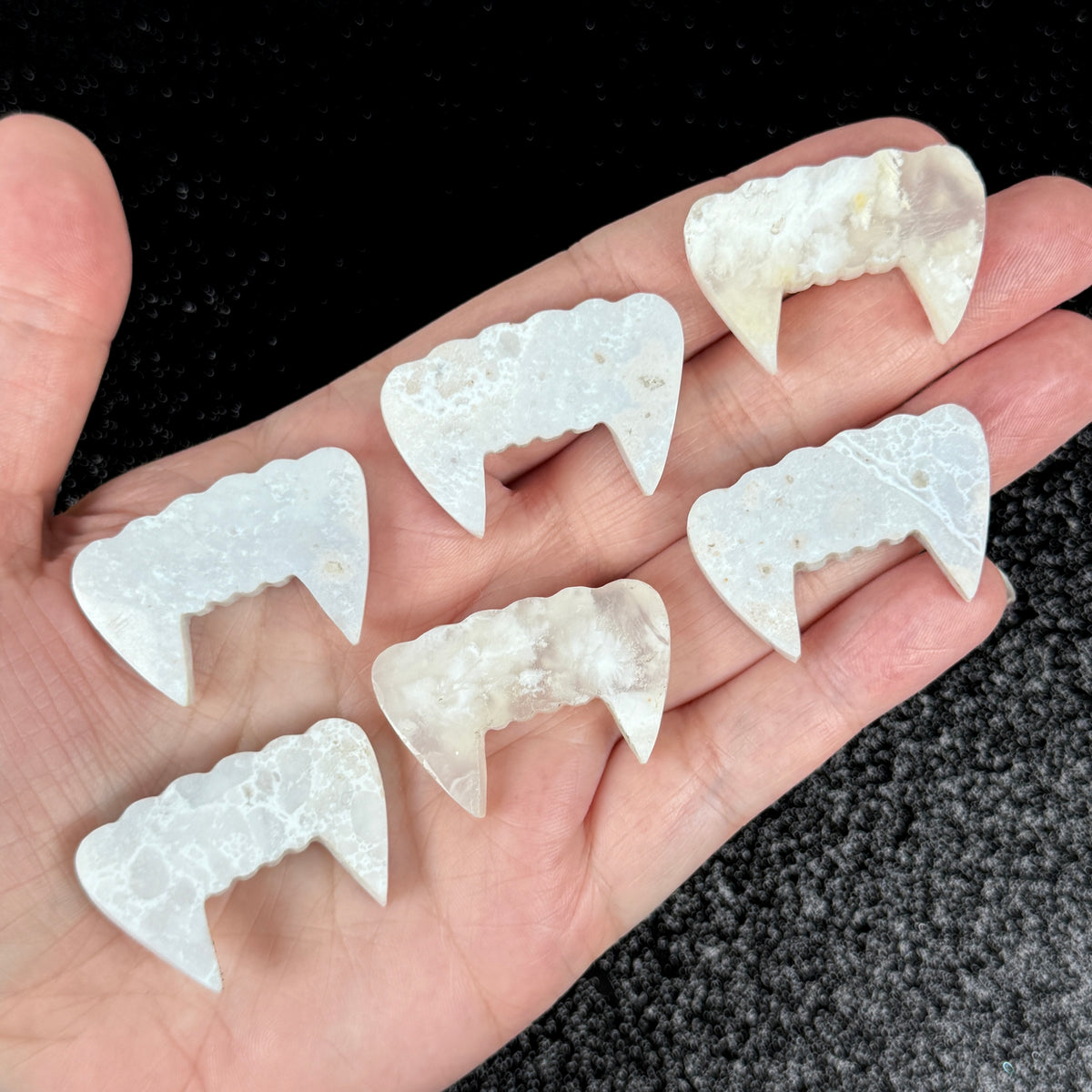 Agate Vampire Fangs