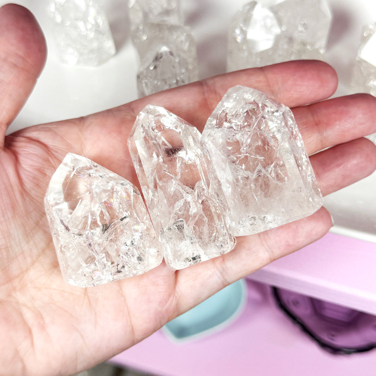 Crackle Quartz Tower