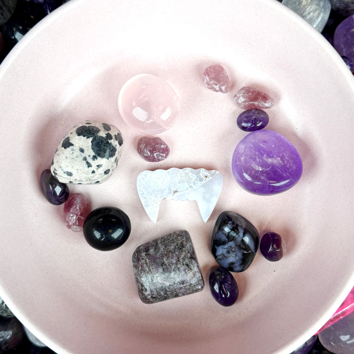 Vampire Kiss // Crystal Cauldron Scoop