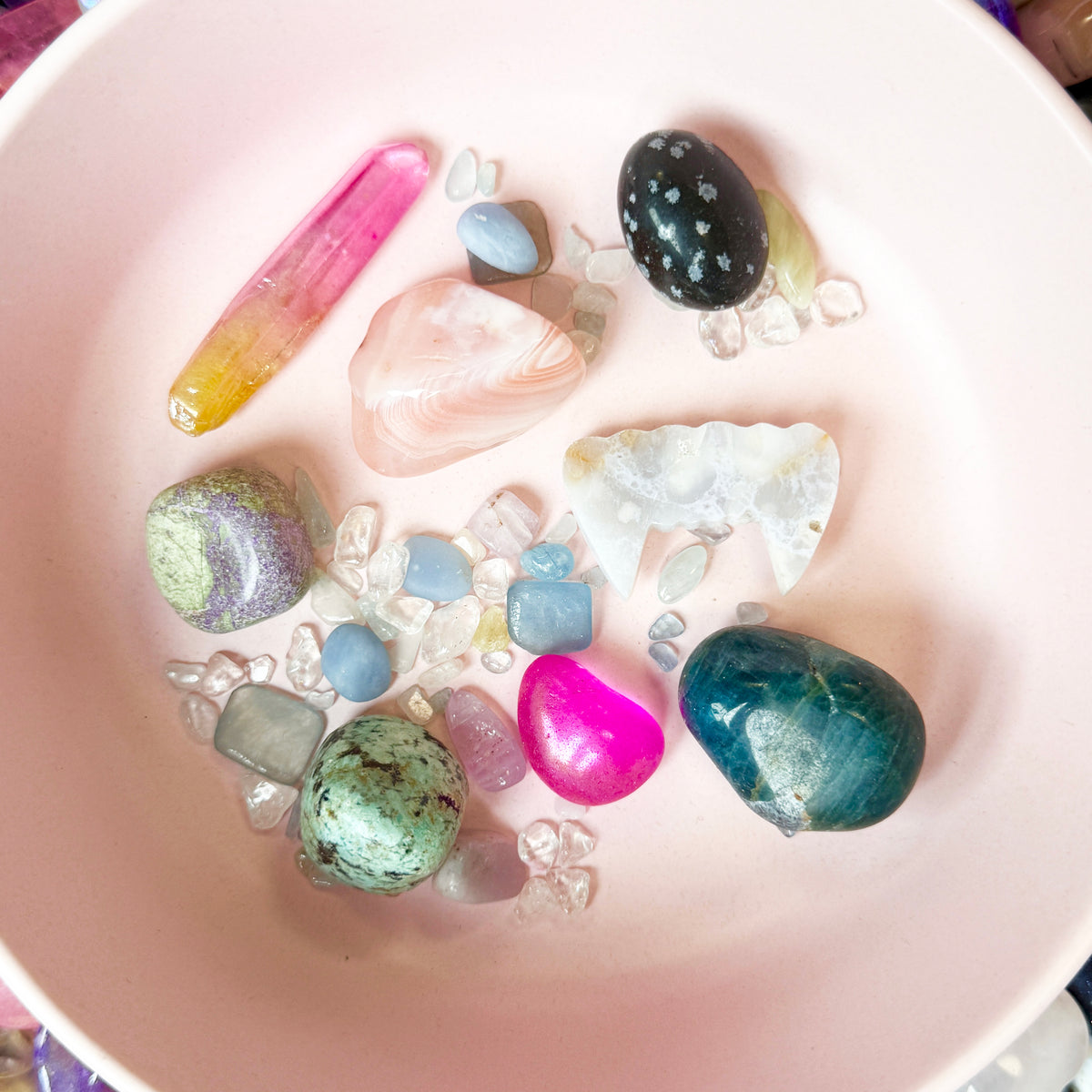 Black Hole // Crystal Cauldron Scoop