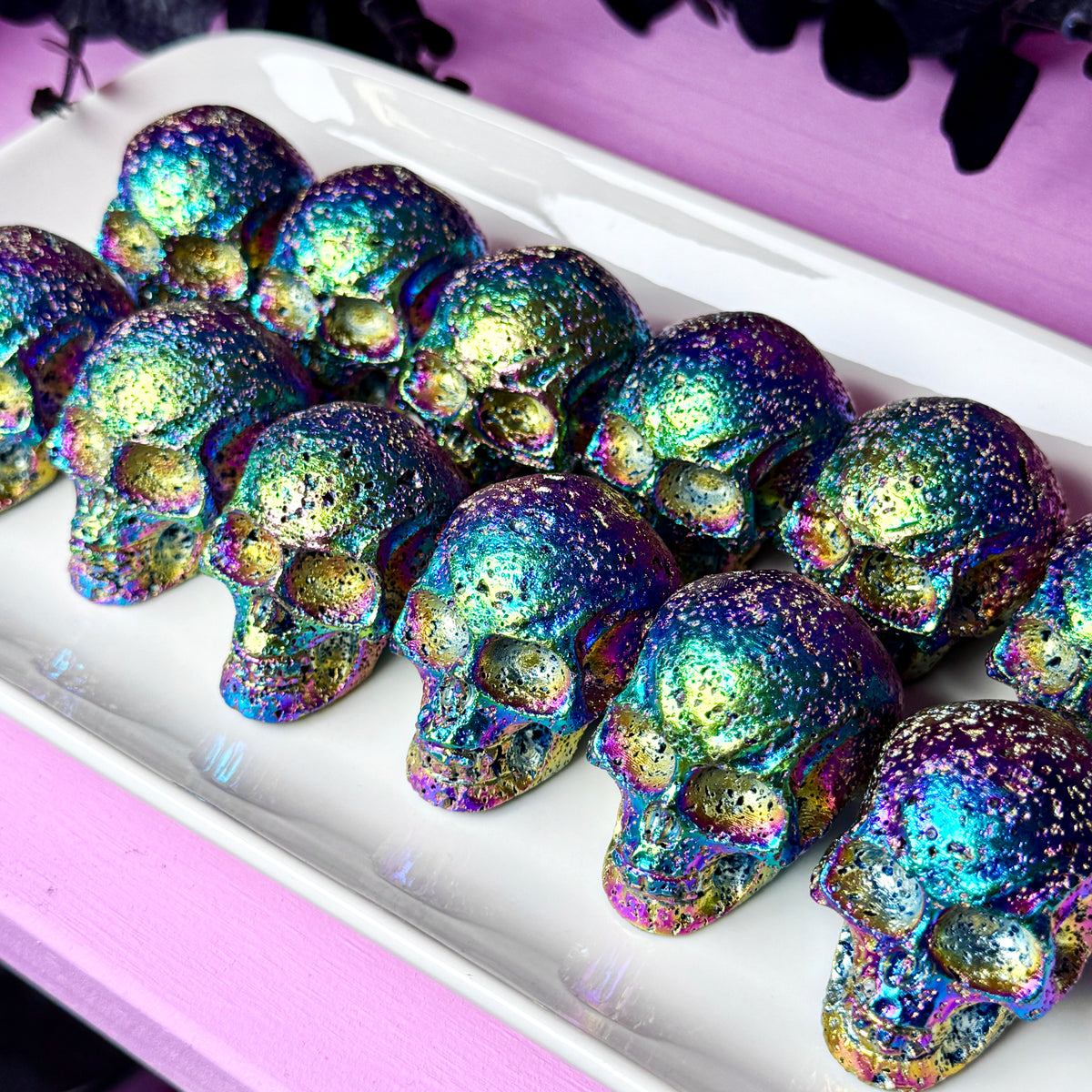 Aura Lava Stone Skull