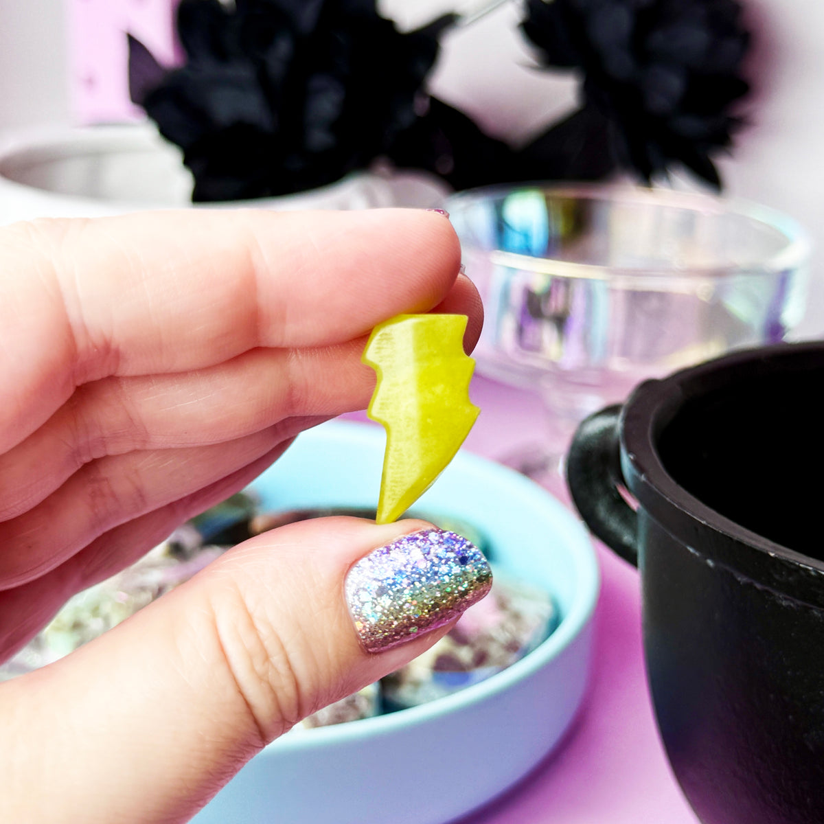 Lemon Jade Mini Lightning Bolt