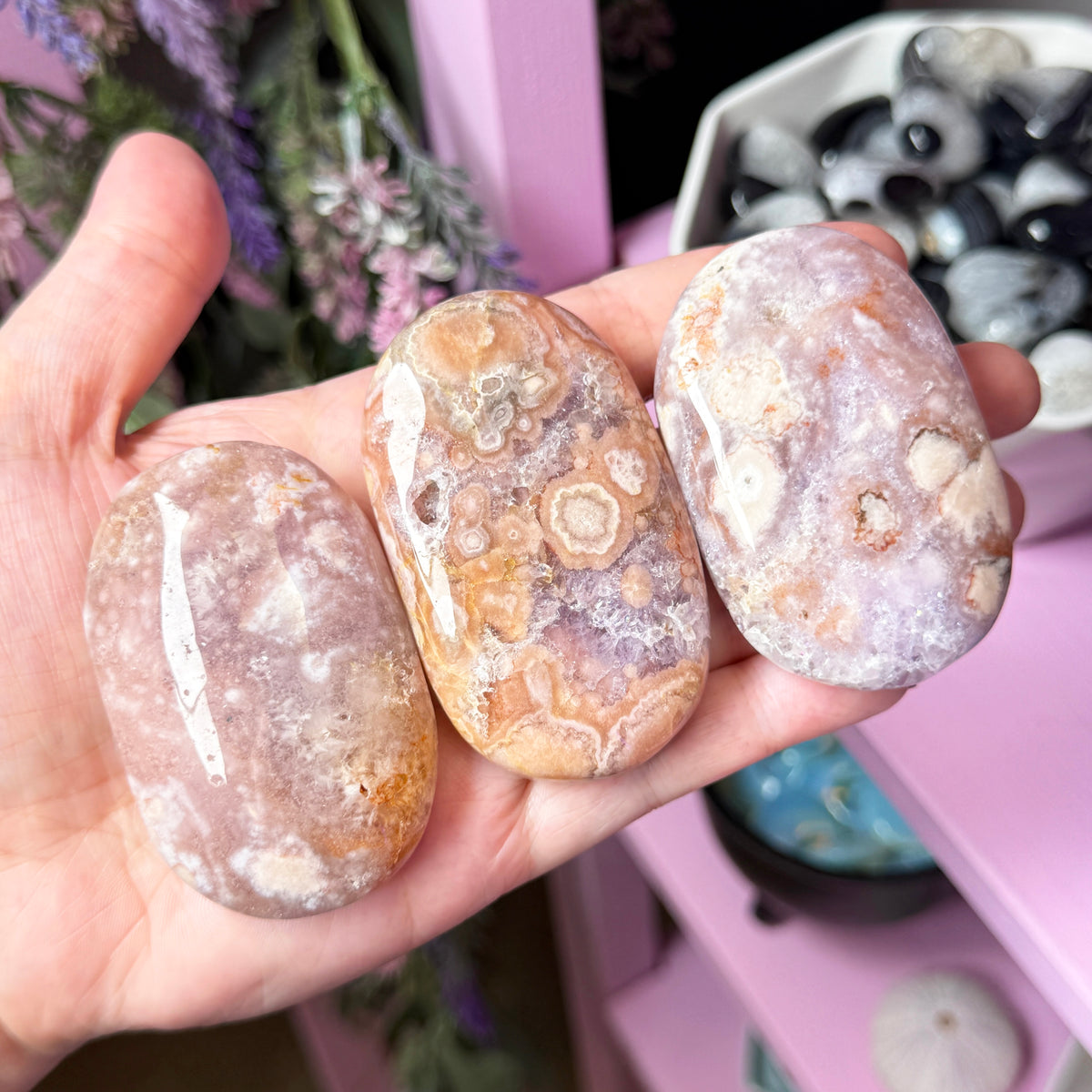 Flower Agate Palm Stone