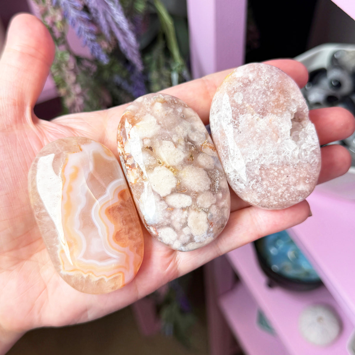 Flower Agate Palm Stone
