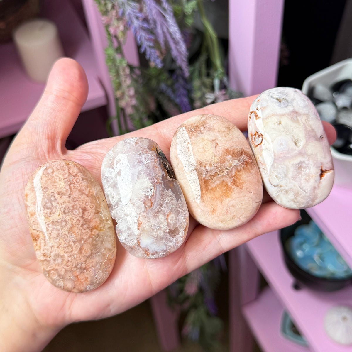 Flower Agate Palm Stone