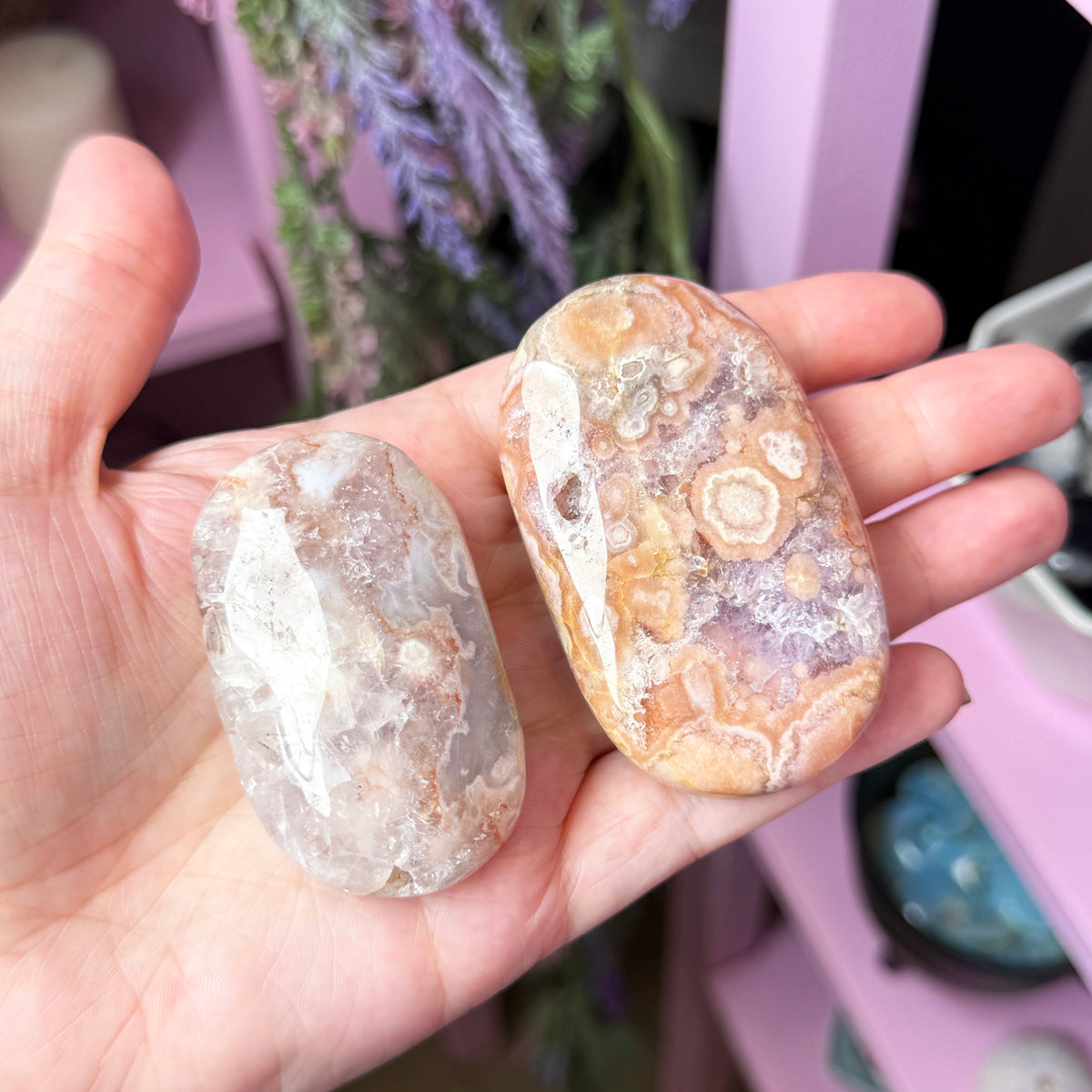Flower Agate Palm Stone